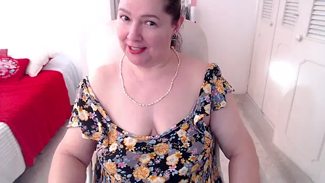 leonela_69 webcam