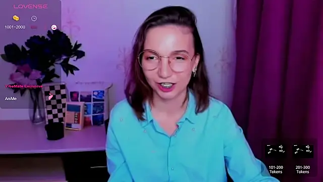 KindHazelHere_ webcam