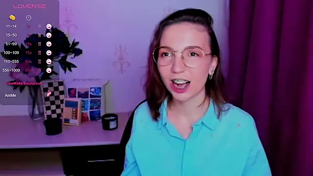 KindHazelHere_ webcam