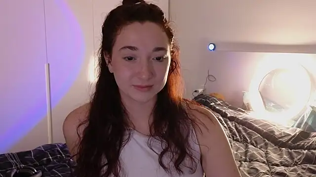 YasmineWest webcam