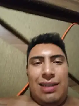 Leon_69ht webcam