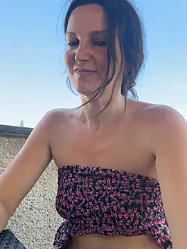 -OLYA- webcam