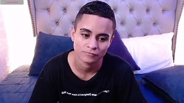 Liiamthompson webcam