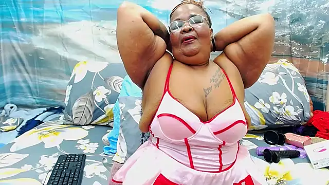 MatureMilfxxx webcam