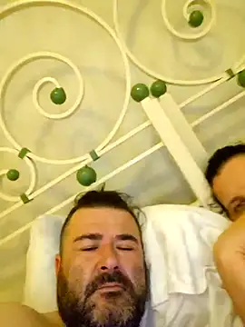 Angel_and_Devil_couple webcam