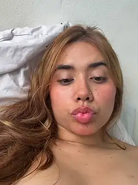 Issie_01 webcam