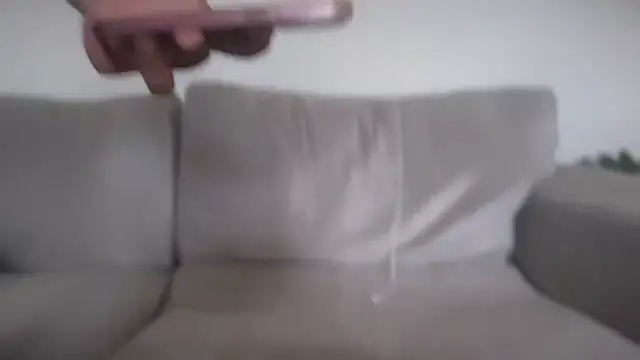 YoungHornyCum_xoxo webcam