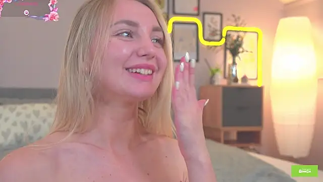 HeyBecky webcam