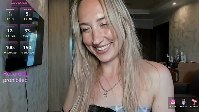 lady_Nati webcam