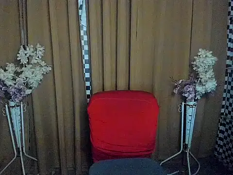 AshantTsiBigCock webcam