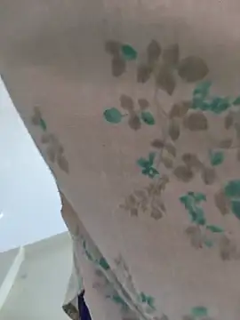 zoya_baby_ webcam