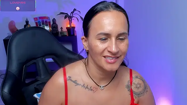 Sara_Charmy