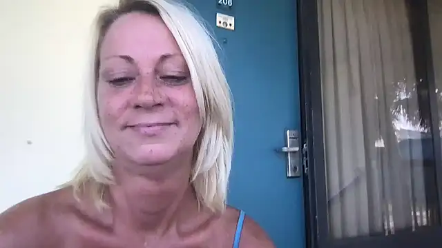 TiffaneyLove