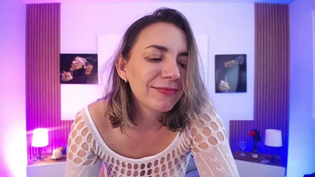 milfsecret69 webcam