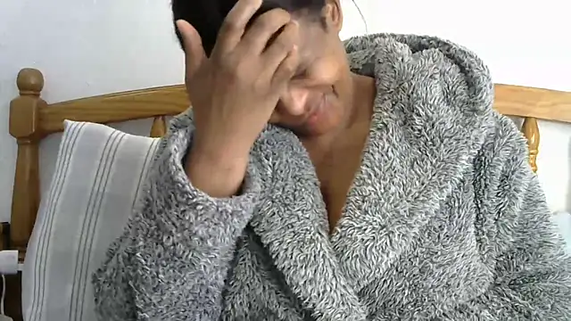 blackslut4u live cam