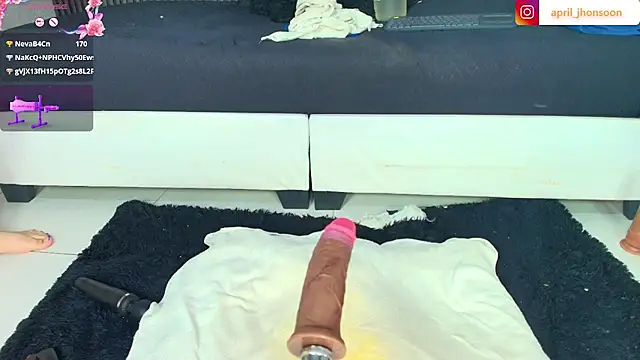 april_jhonsson webcam