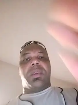Mruss85 webcam