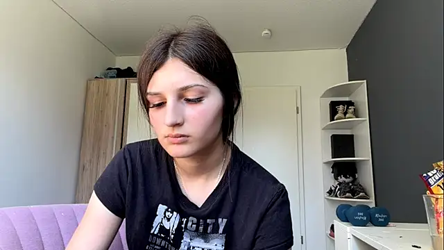 SpanishRooter webcam