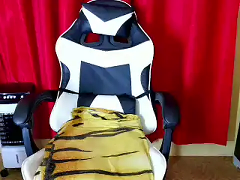 lovelyxmorena webcam