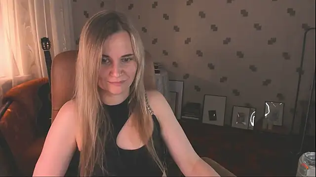 MiaSparkes webcam