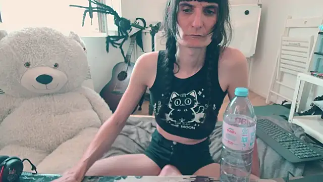 CeriseLapine webcam