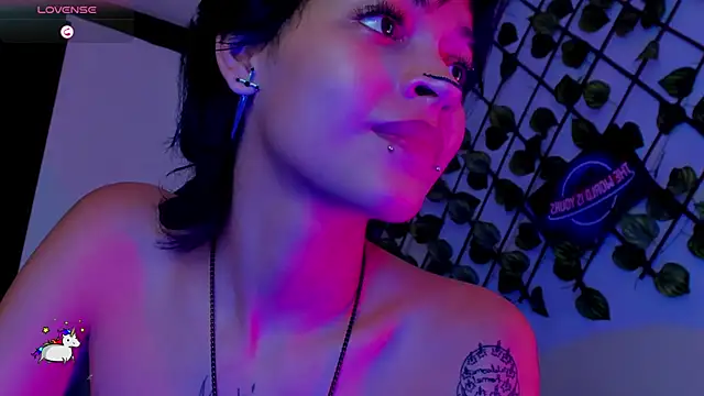 Anny_Kiitty webcam