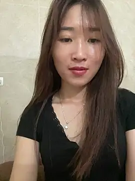 oneyou_400 live cam on StripChat