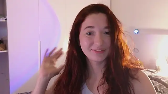 YasmineWest webcam