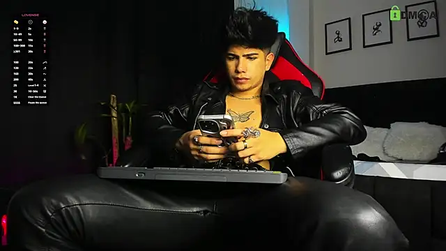 LyleBennett_ webcam
