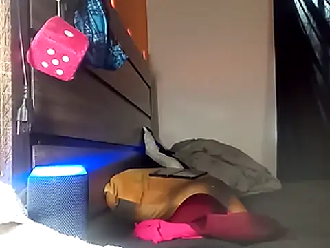 LusciousKandy webcam