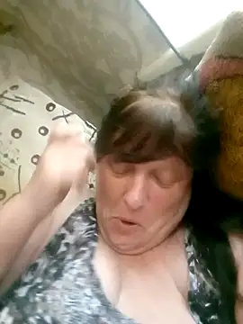 Apeesynka55211 webcam