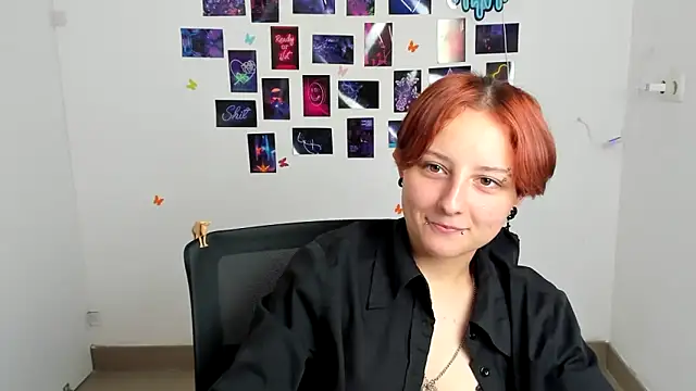 Dilara_Kiss_ webcam