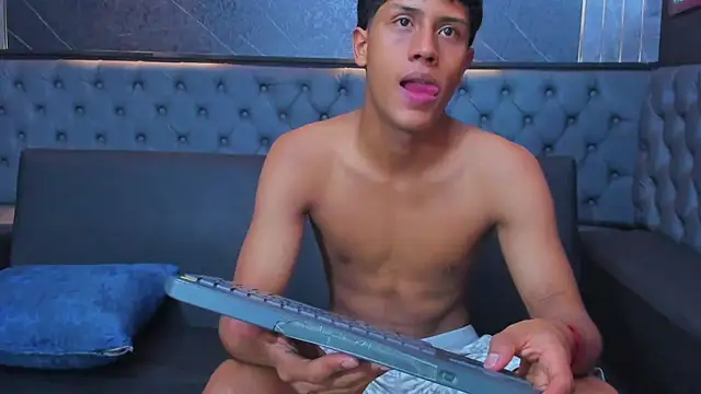 EMILIANO_BLESS webcam