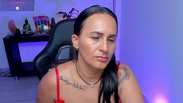 Sara_Charmy