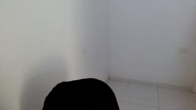 estefania224 live cam