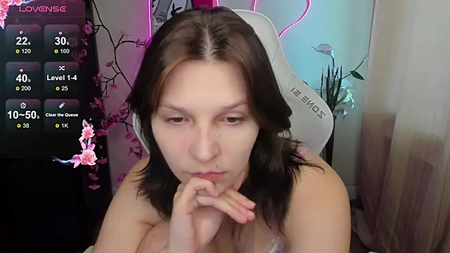 AudreyyKim live cam on StripChat