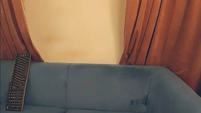 BrilliantGirll webcam