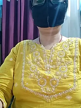 Aishwaryaa_69 webcam