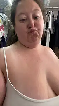 Chloee_Peach webcam