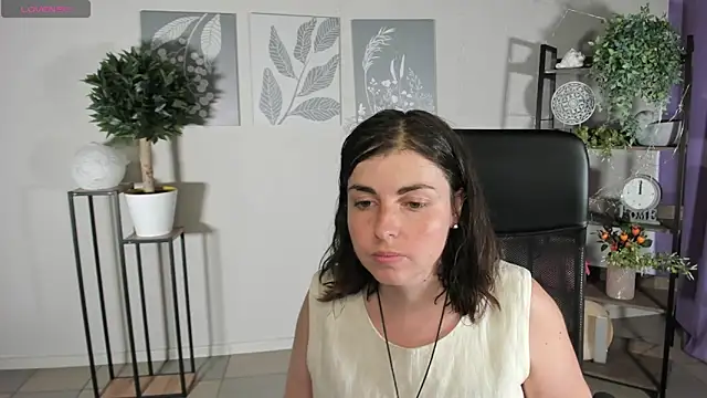 MartaEdams webcam
