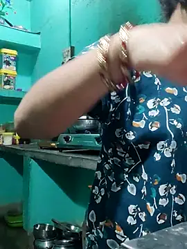 Cuple_masti72 webcam