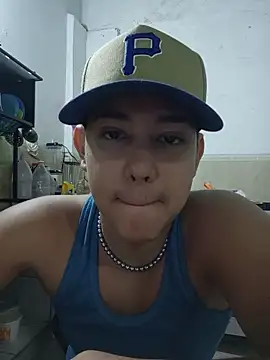 sweetboyxxx11 webcam