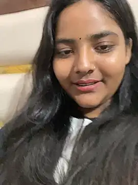 Arshu_143 webcam