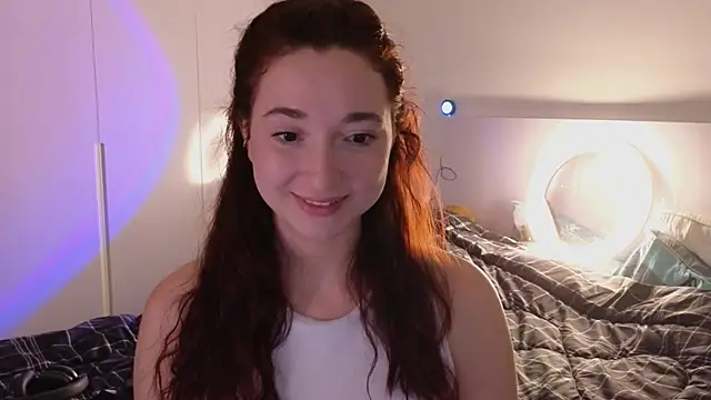 YasmineWest webcam