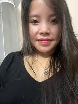 Bella_7777 webcam