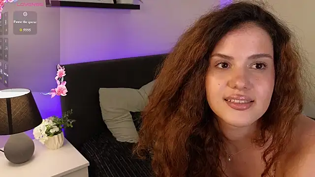 Lili_Torin webcam