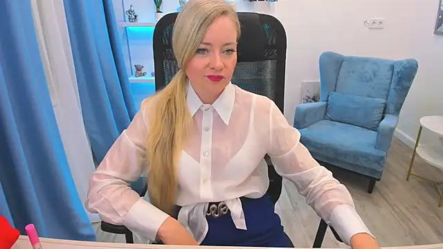 CharlotteKerti webcam