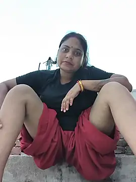 Aanushaka webcam