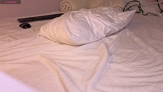 honey_cherrry webcam