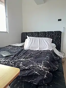Carainita - Male webcam sex chat
